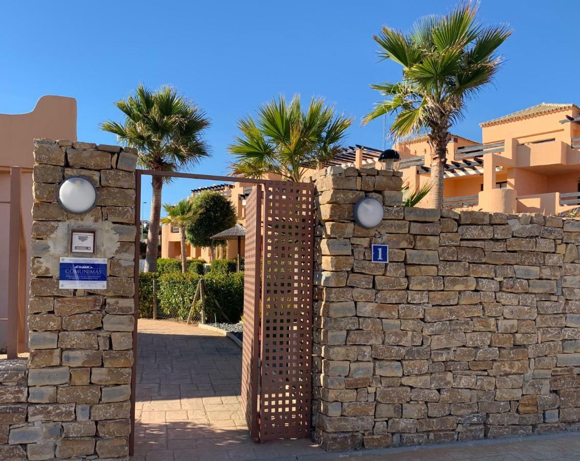 Casares Beach Golf Apartment With Private Garden Direct Pool Access Ngoại thất bức ảnh